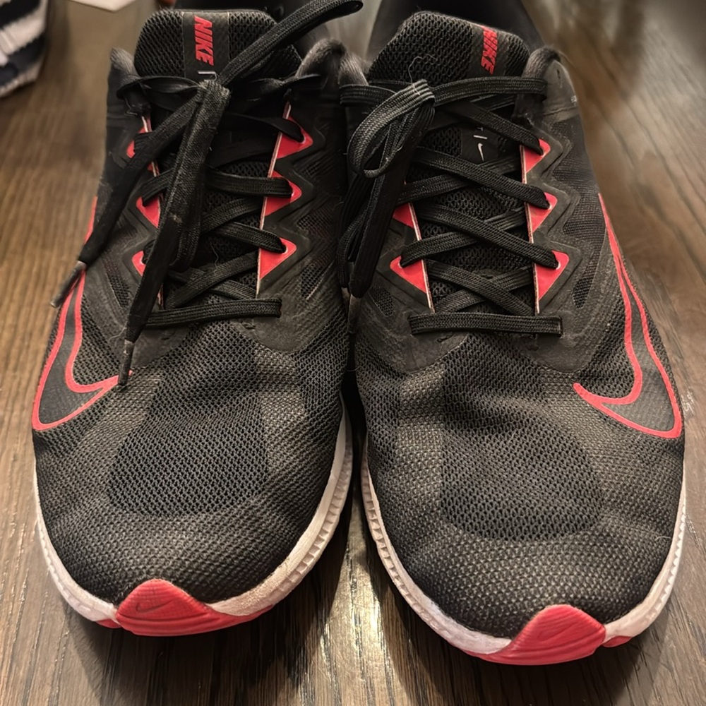 Nike Shoes - Picture 2 of 3